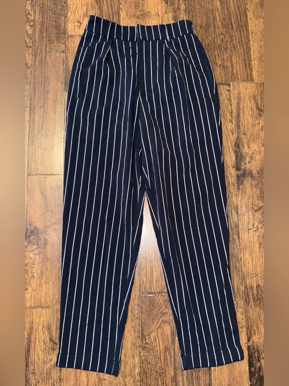 Forever 21 Navy Pinstripe Casual Women’s Pants Size XS